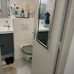 Jina Apartment *